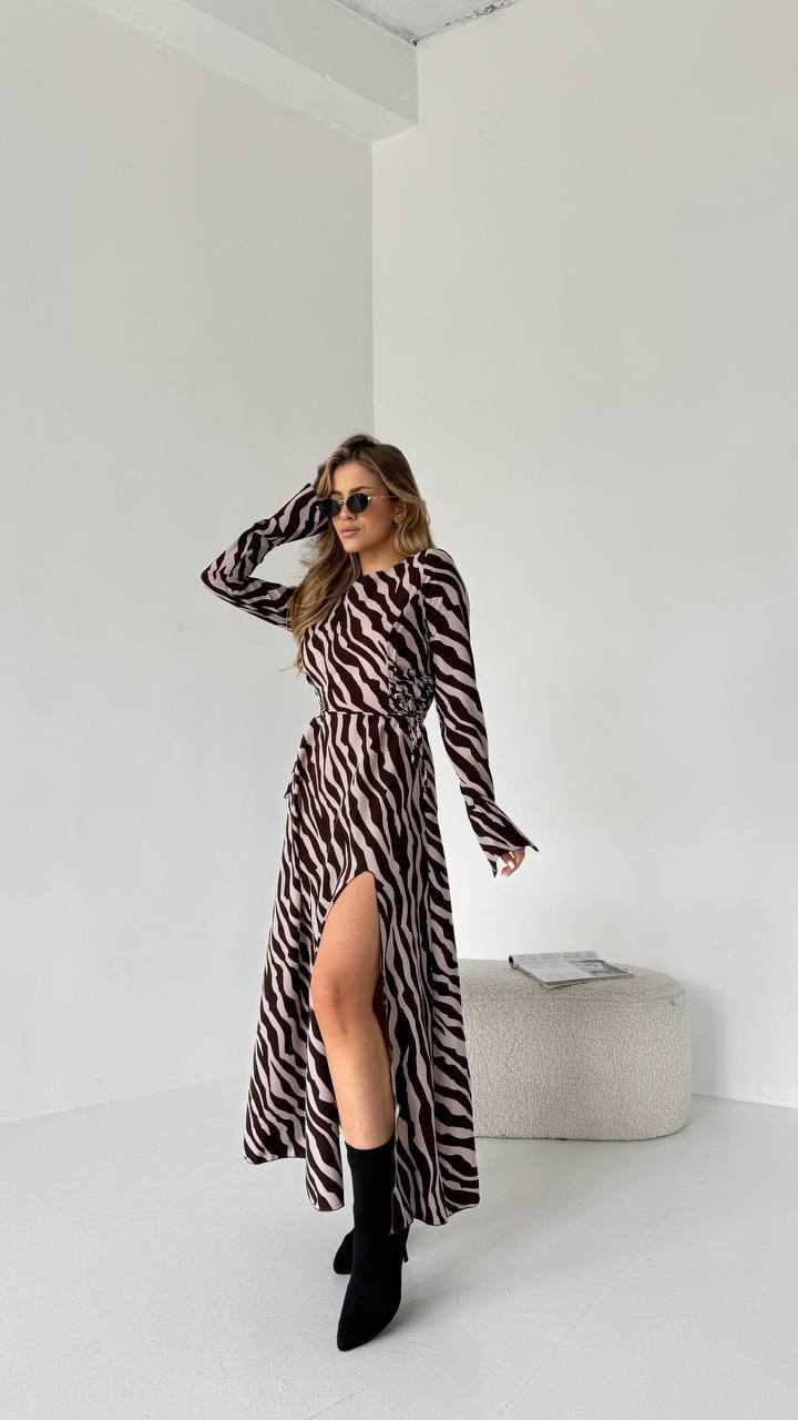 Carmin - Vestido Minimal Ajustable de Cintura y Elástico