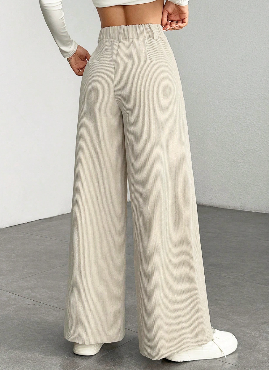 Iliana - Pantalón de Pana Bota Campana