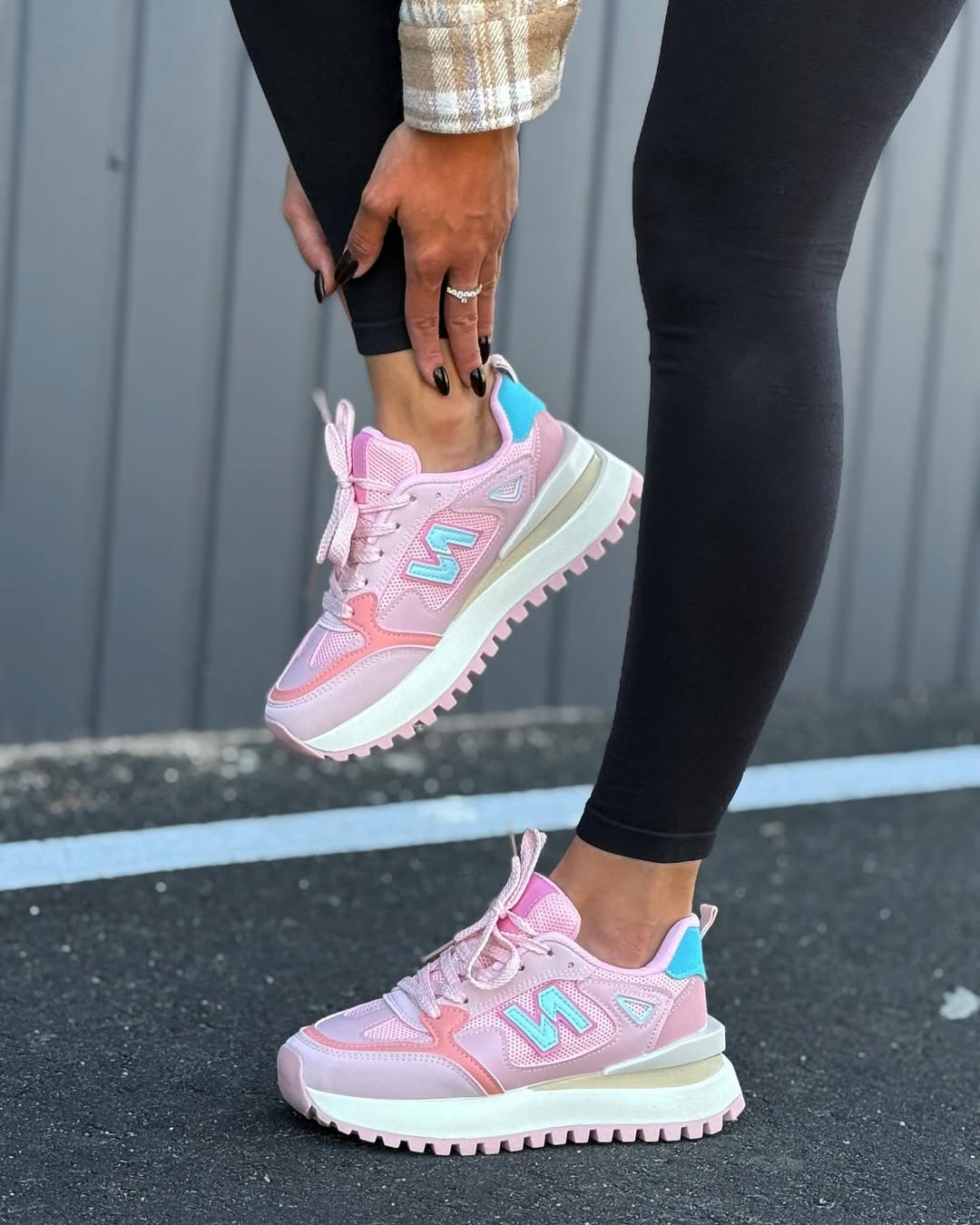 Carina - Deportiva Ergonómica Ultra Cómoda y Ligera