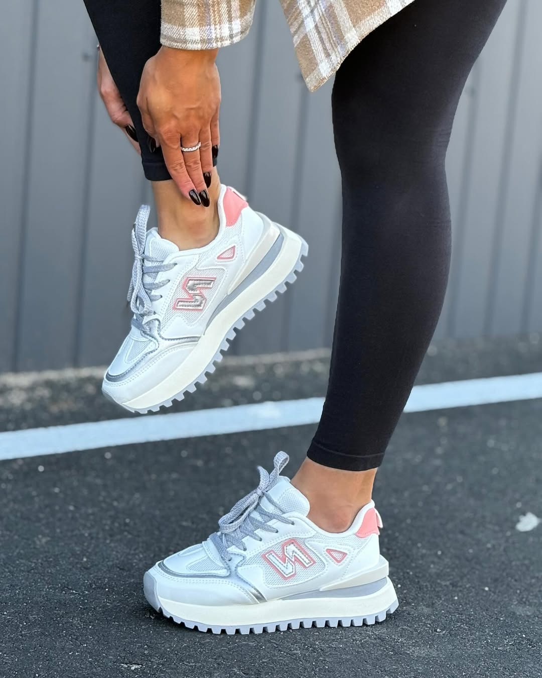 Carina - Deportiva Ergonómica Ultra Cómoda y Ligera