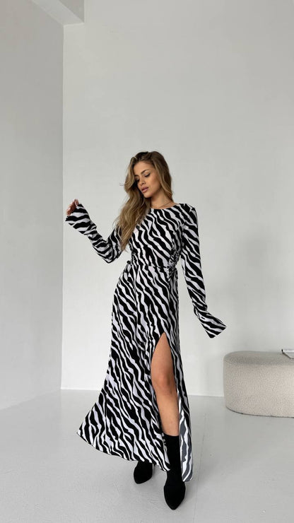Carmin - Vestido Minimal Ajustable de Cintura y Elástico
