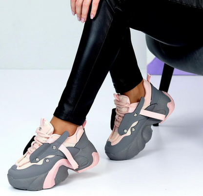 Zapatillas ErgoTrack - Asegura una pisada más cómoda y estable.