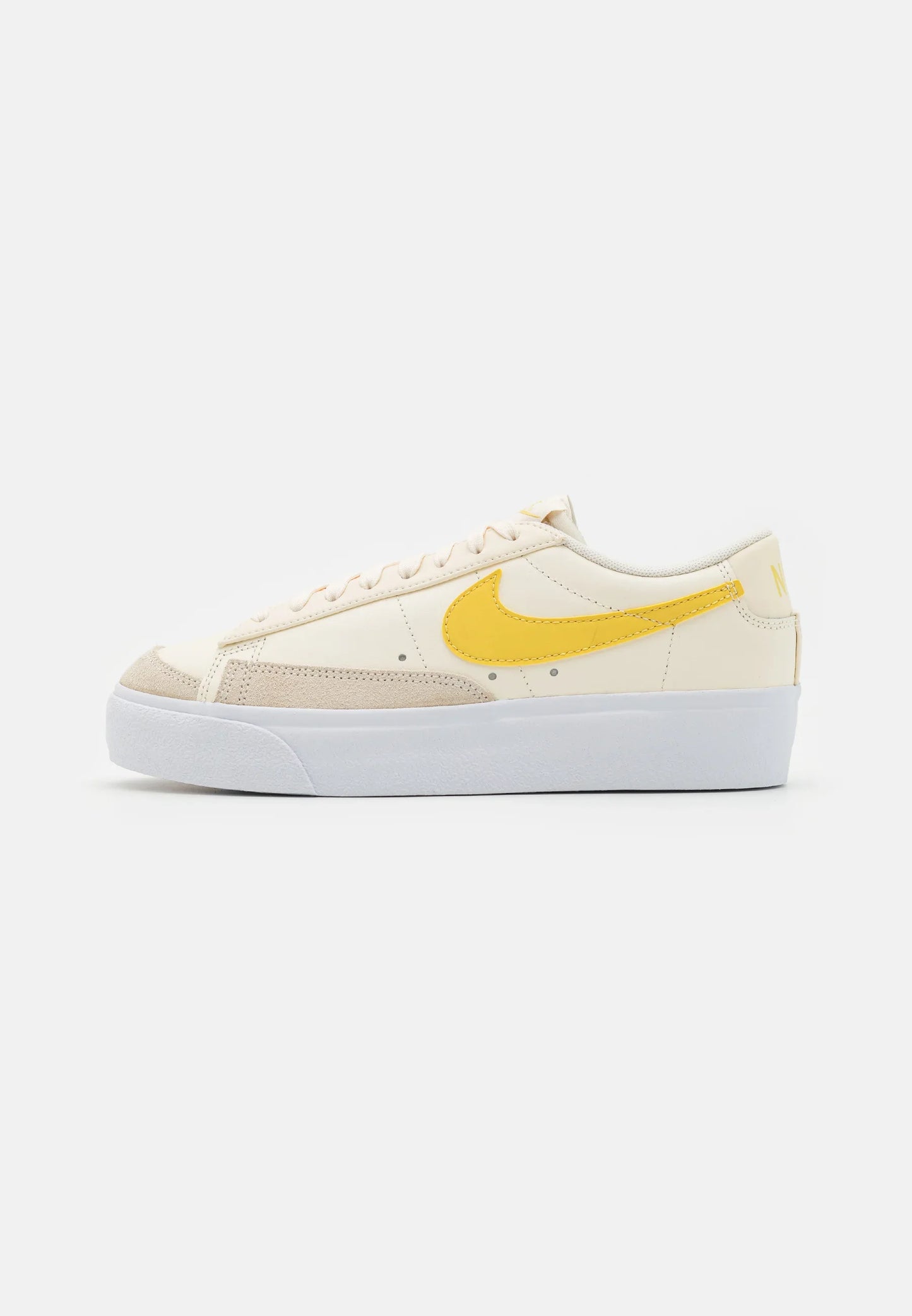 Nike Blazer Low Platform™ – El Clásico con un Toque de Altura